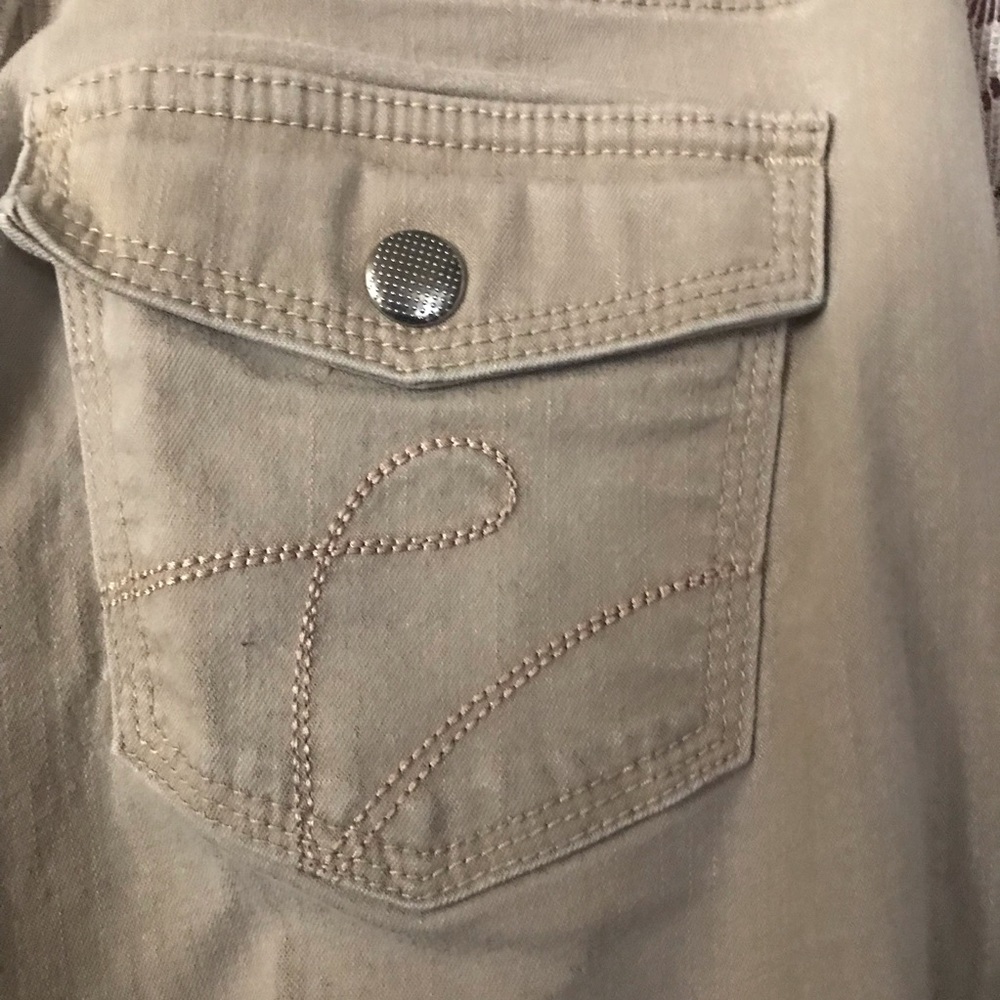Pants - Picture 6 of 7